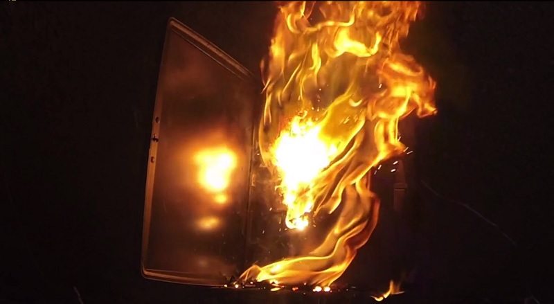 burning_thermite_laptop
