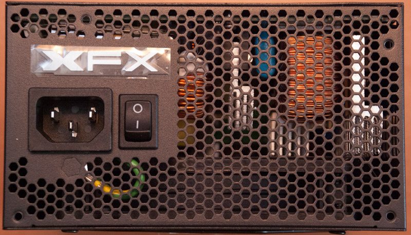 XFX Pro 750W BE Exterior (5)