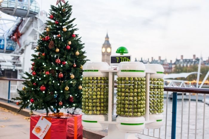 brussels-sprouts-christmas-tree-0