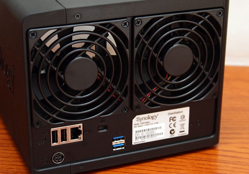 DS415Play 4-Bay NAS Review | eTeknix