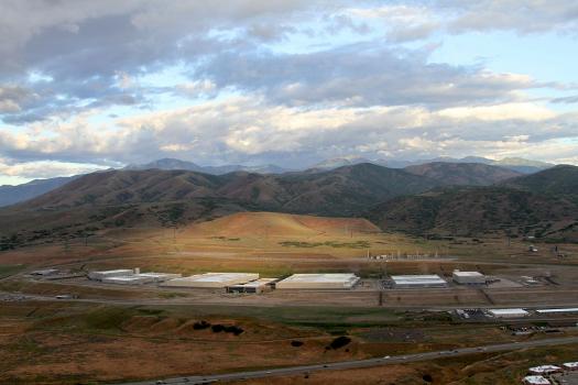 EFF_photograph_of_NSA's_Utah_Data_Center