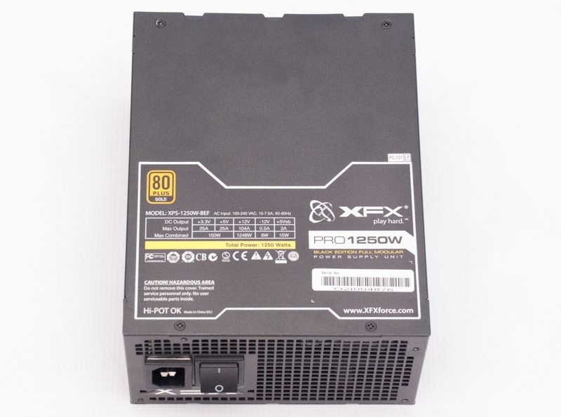XFX PRO 1250W (9)