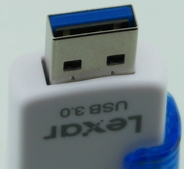Lexar_JumpDrive_M20_USB3_Flashdrive-Photo-Plug_usb3