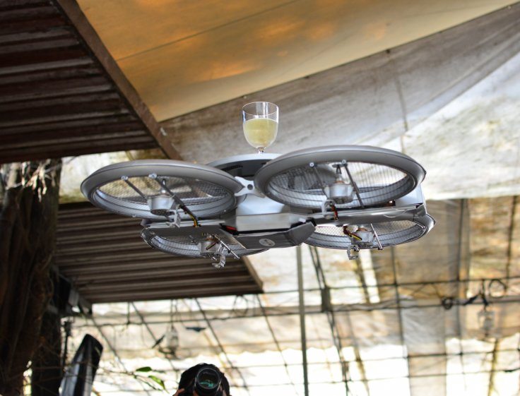 drone waiter
