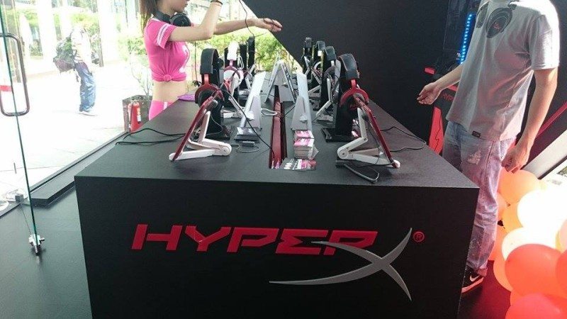 HyperX popup 8
