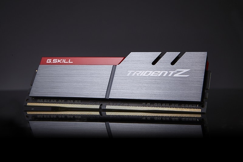 Trident Z front