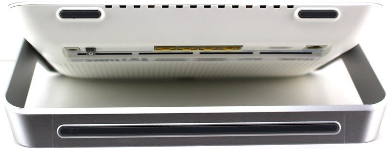 TP-Link_VR900-Photo-view-bottom