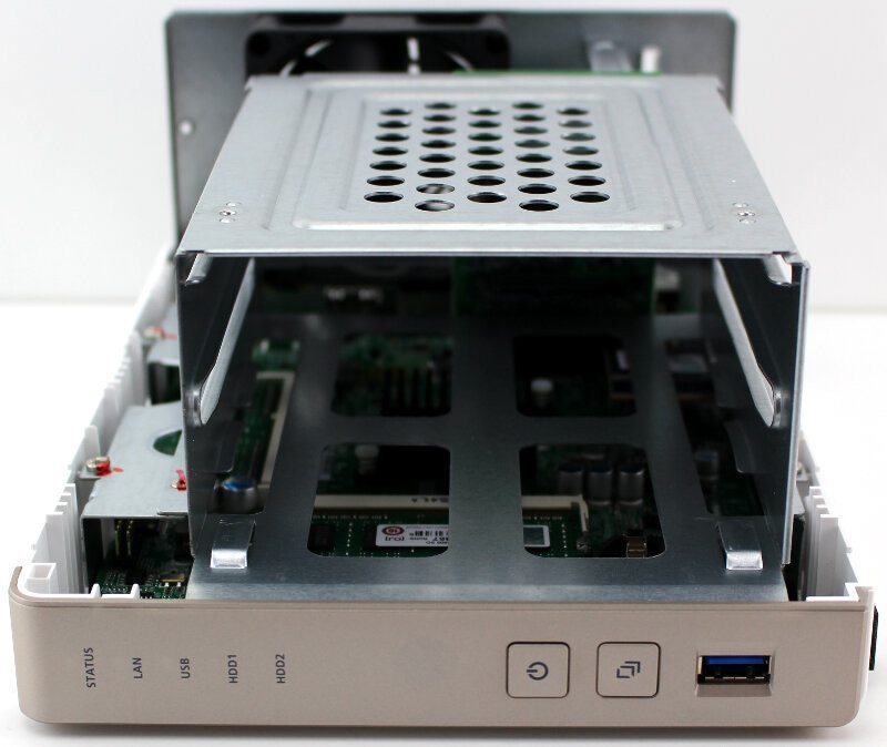 QNAP_TS251-Photo-chassis open