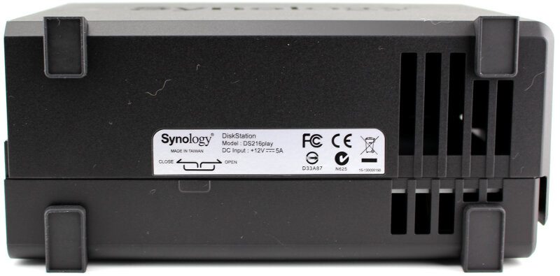Synology_DS216play-Photo-bottom