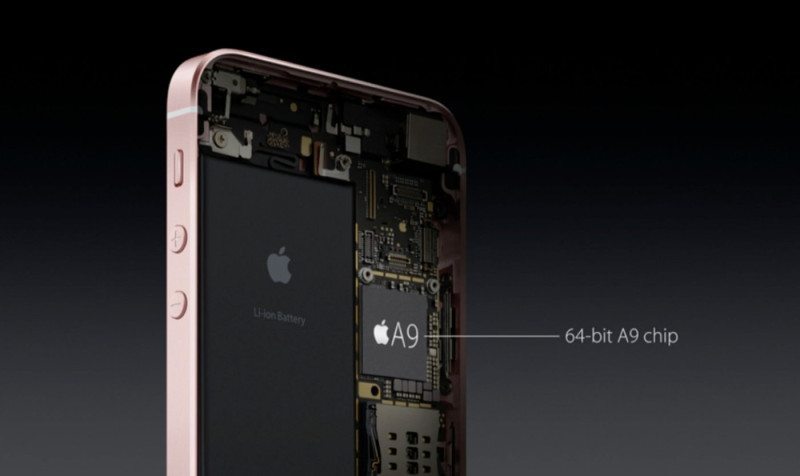 Apple Announces the New iPhone SE (3)