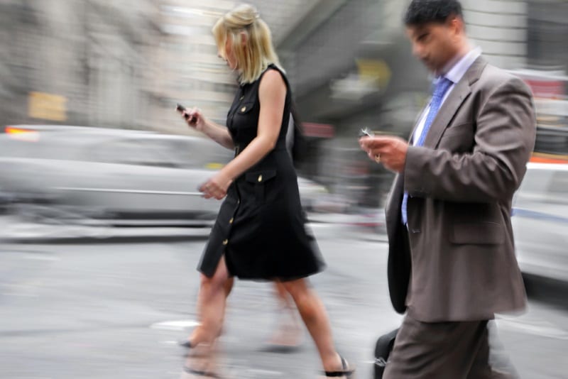 New Jersey Could See Texting While Walking Made Illegal