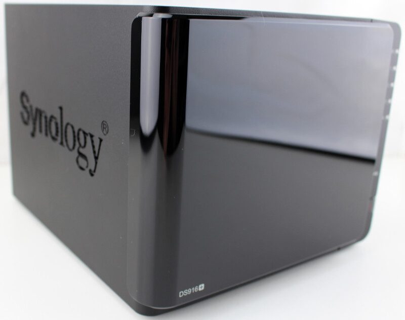 Synology_DS916p-Photo-angle 1