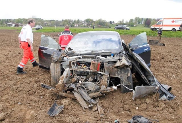 Joyriding Teens Survive Severe Tesla Model S Crash