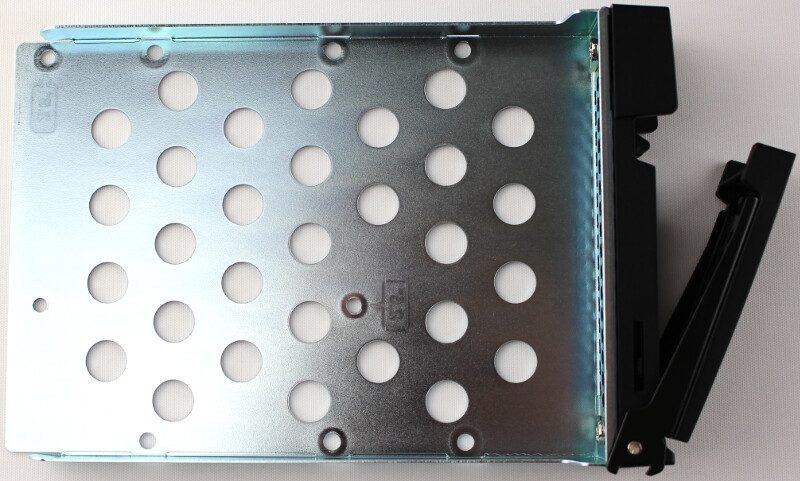 QNAP_TS453A-Photo-drive tray 1