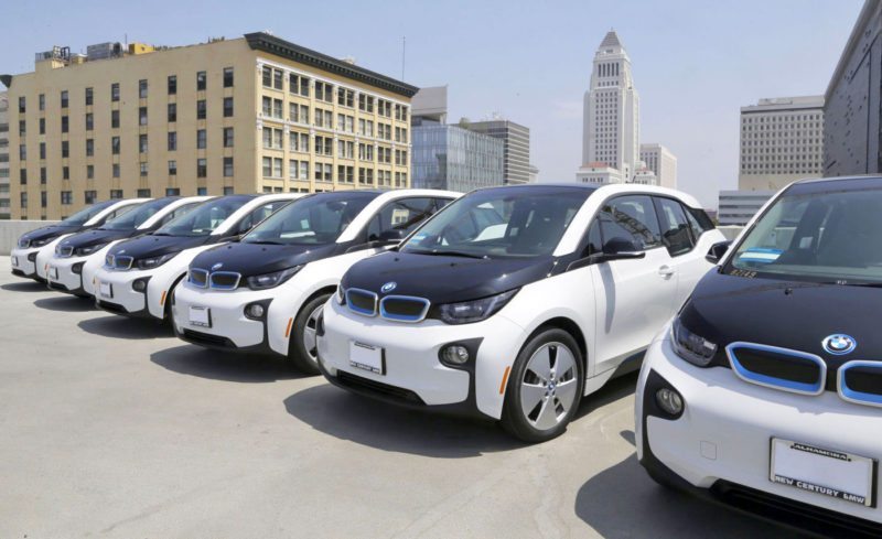 The LAPD Favouring Electric BMWs Over Tesla!