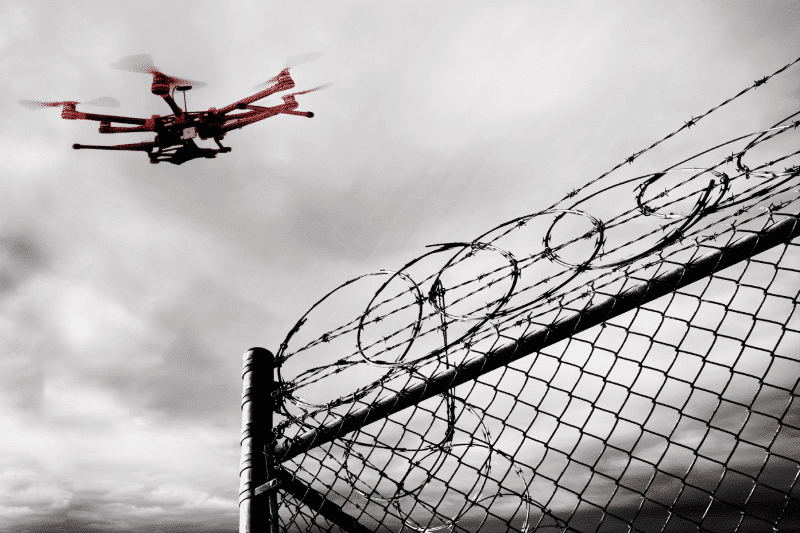 First Quadcopter Pilot Jailed for Smuggling Drugs into Prison