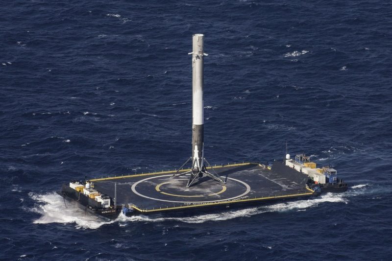 SpaceX First Rocket Re-Launch To Take Place in Fall