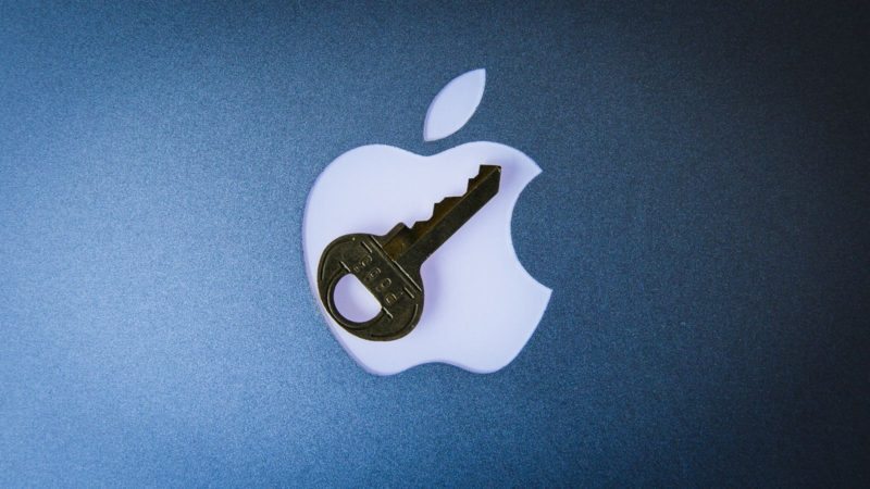 Apple Starts Invite Only Bug-Bounty Program