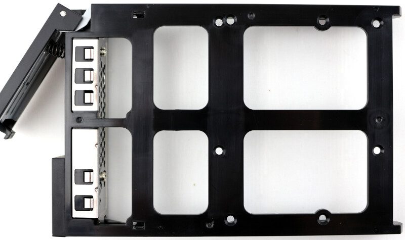 thecus-n4810-photo-drive-tray-bottom