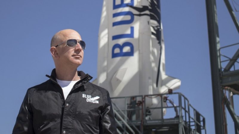 Amazon’s Jeff Bezos to Race Elon Musk to the Moon