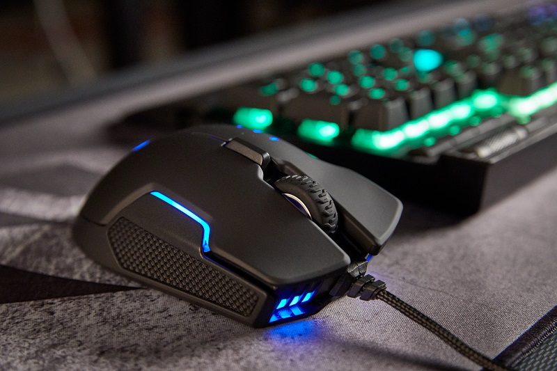 Corsair Announces GLAIVE RGB Gaming Mouse