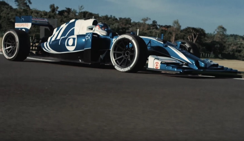 Man Drives F1 Car With the Power of His Mind