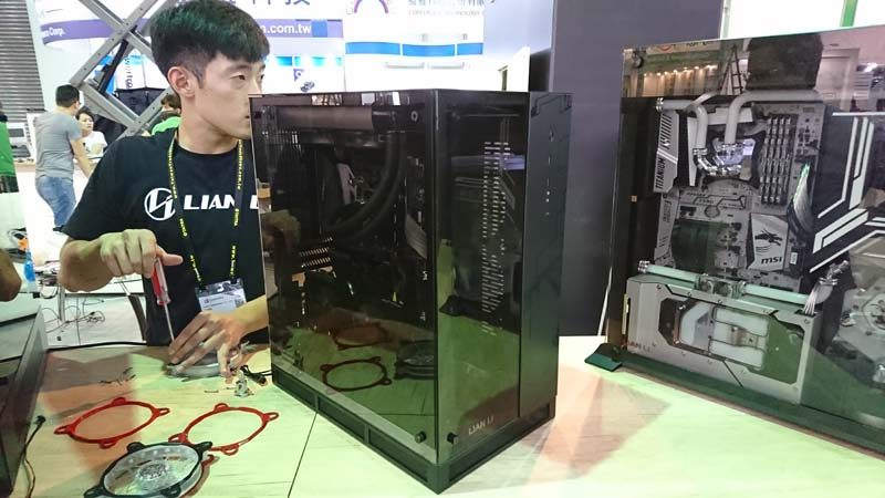 Incredible New Lian Li Chassis Display at Computex 2017