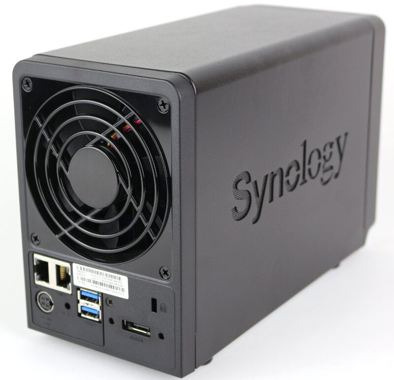 Synology DS716pII Photo Photo view rear angle right