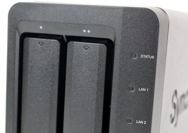 Synology DS716pII Photo closeup front top