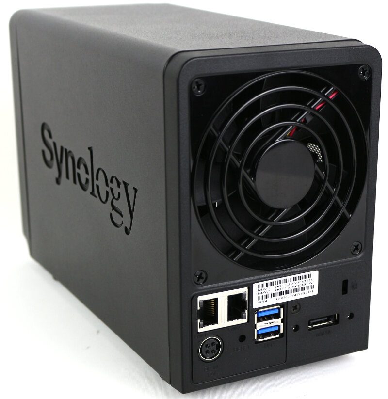 Synology DS716pII Photo rear