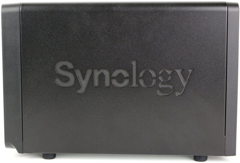 Synology DS716pII Photo side 1