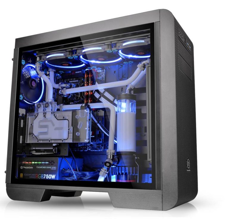 Thermaltake Updates Core V71, V51 and Suppressor F51 with Tempered Glass