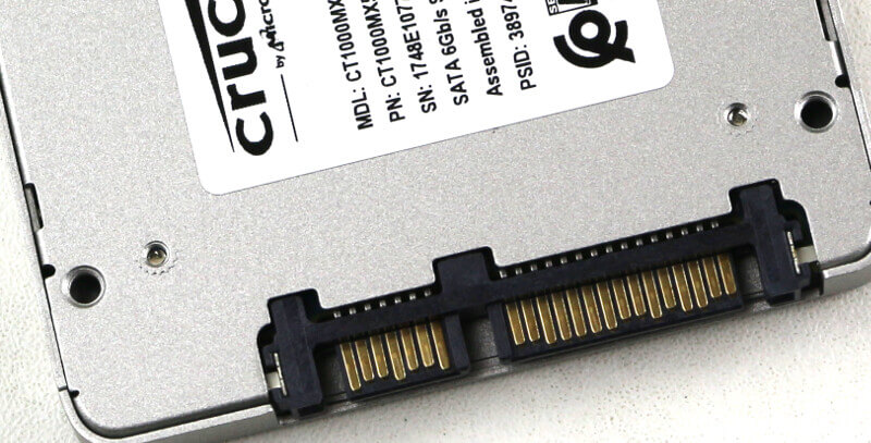 Crucial MX500 1TB Photo details connector