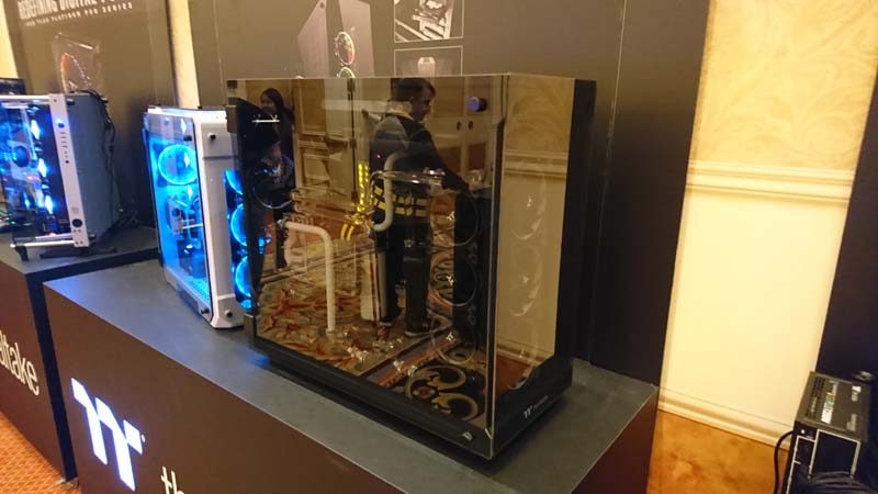 Latest Thermaltake Chassis Displayed at CES 2018
