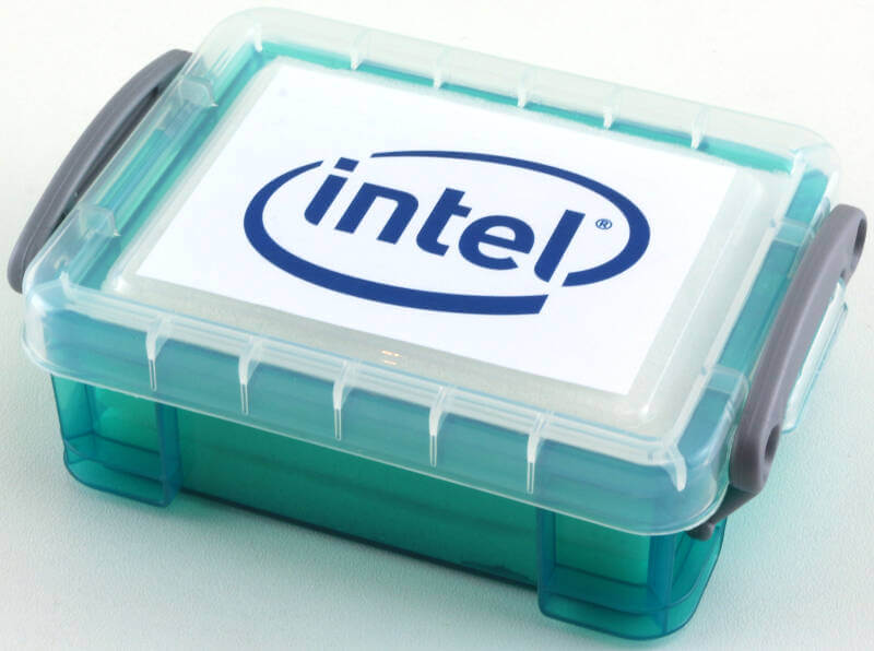 Intel Xeon W-2155 Photo box