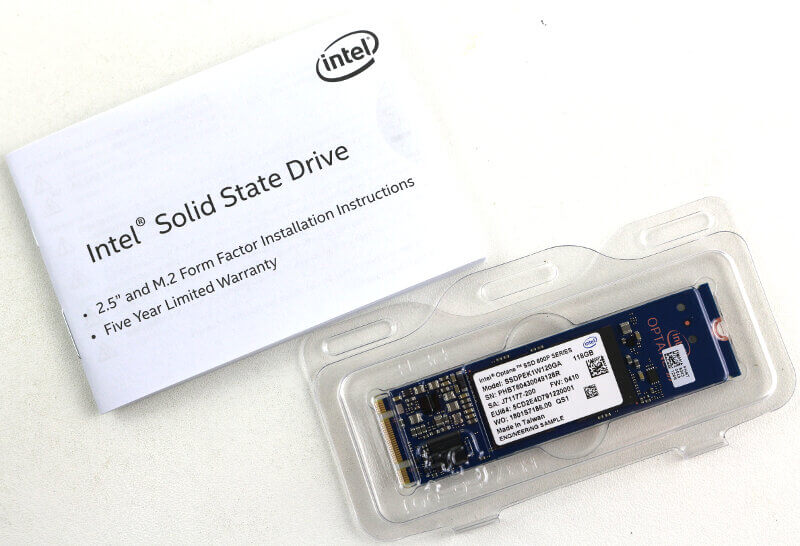 Intel Optane SSD 800P 58GB Photo box content