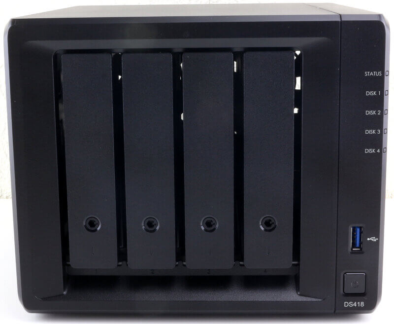 Synology DS418 Photo view front