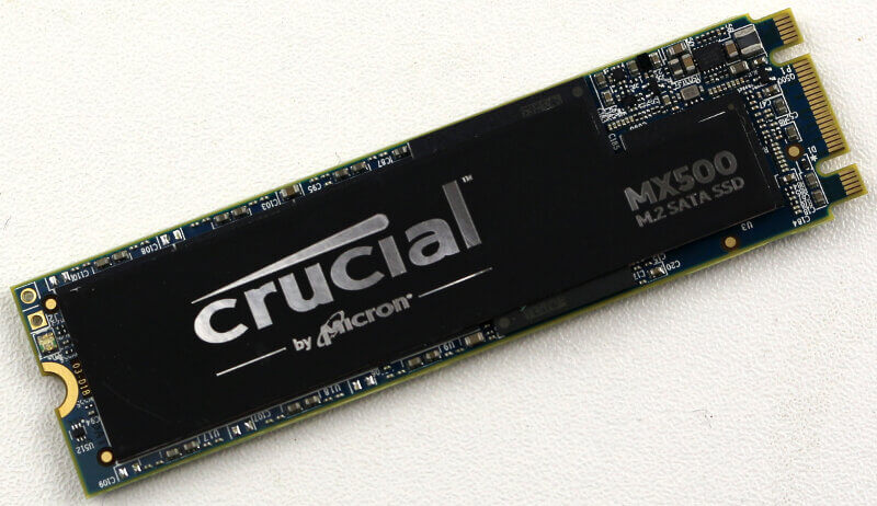 Crucial MX500 M2 1TB Photo view top angle 2