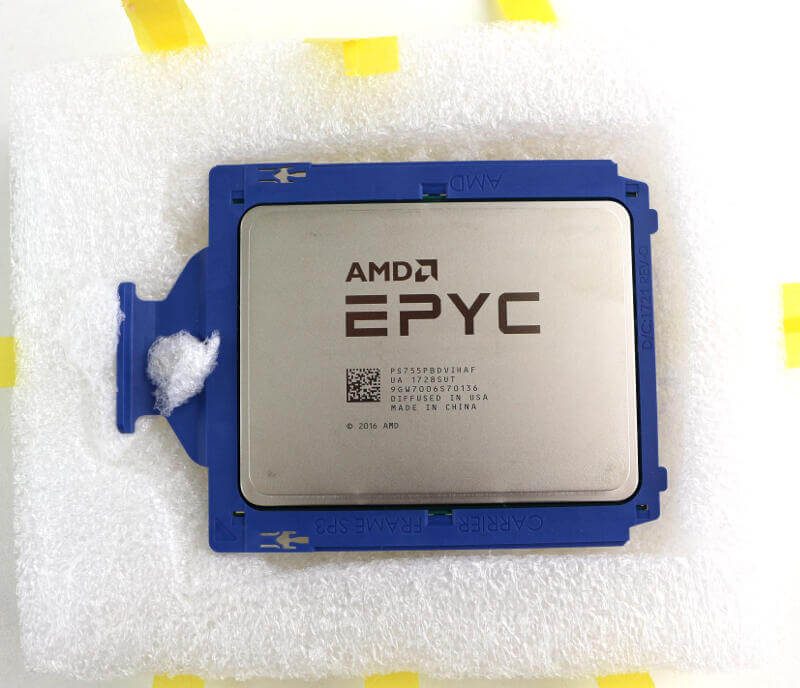 AMD EPYC 7551P Photo box open