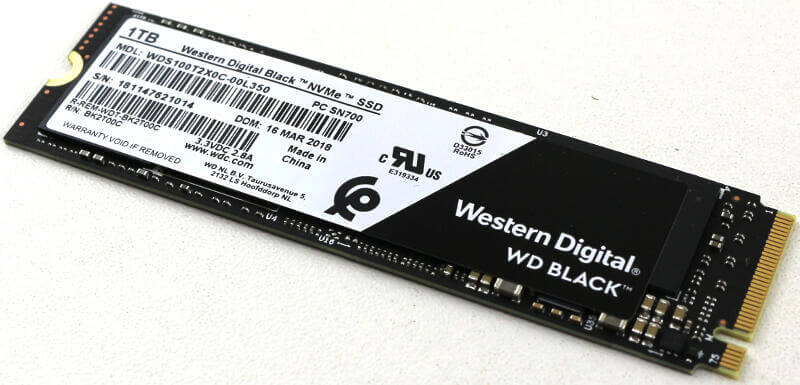 WD Black PCIe M2 1TB Photo view angle