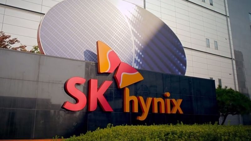 SK Hynix Investing $107B on Four New Memory Chip Plants