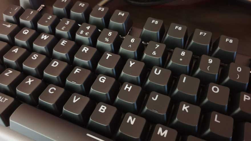Steelseries Apex Pro Mechanical Gaming Keyboard Review