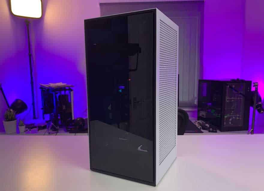 NZXT H1 Case Review - A Super-Equipped Mini-ITX! | eTeknix