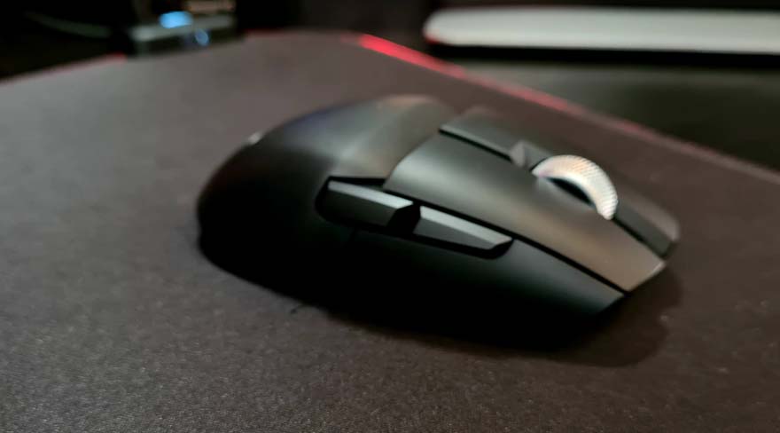 ARGENT M5 Wireless RGB Gaming Mouse Review right