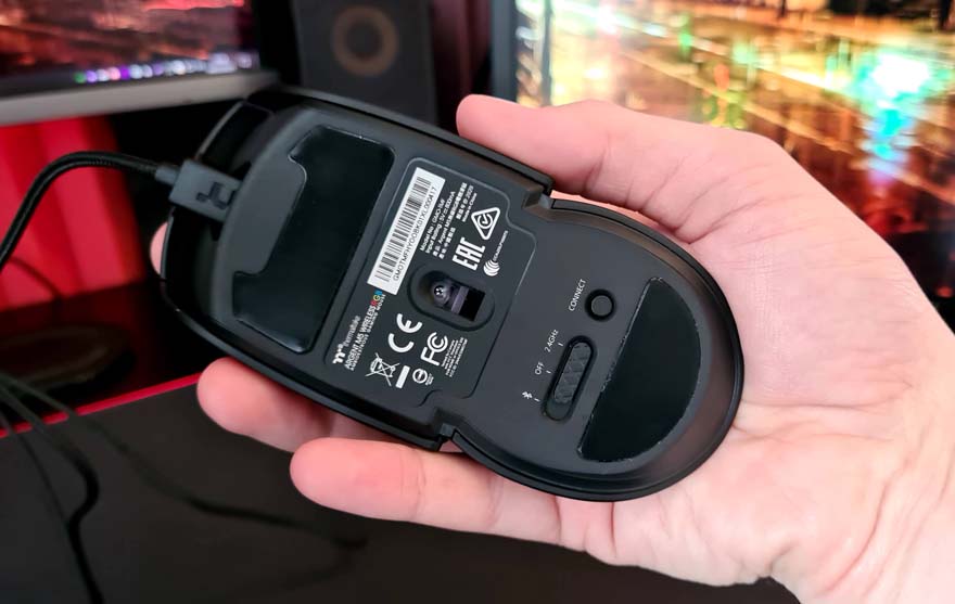 ARGENT M5 Wireless RGB Gaming Mouse Review grip