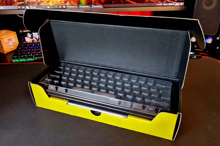 Corsair K65 RGB Mini 60% Mechanical Gaming Keyboard Review unboxed