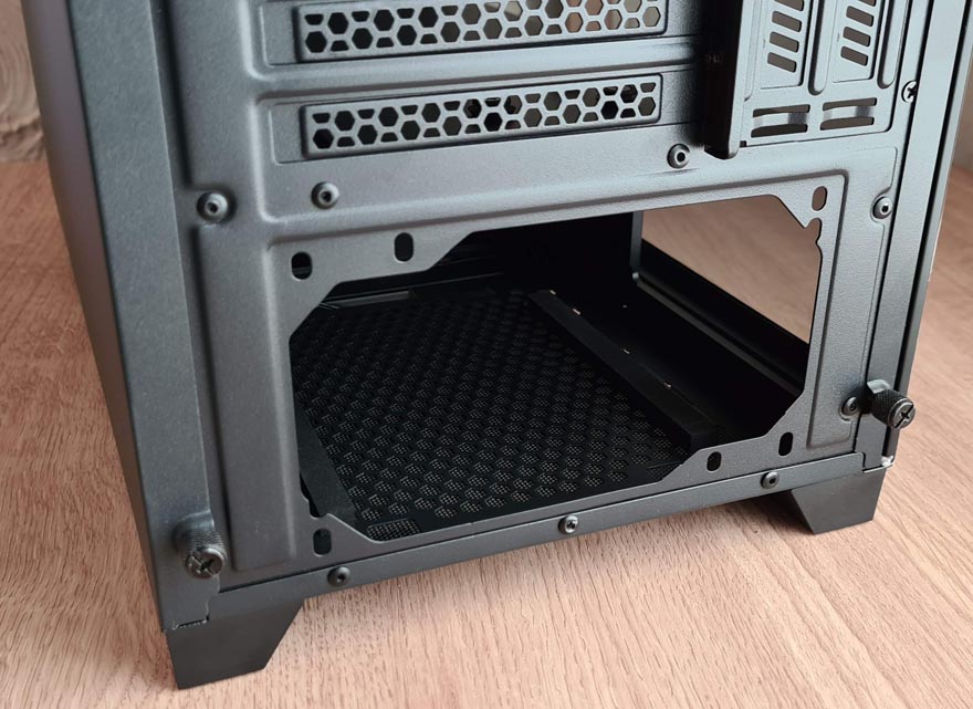 Cougar DarkBlader X5 RGB Mid-Tower PC Case Review