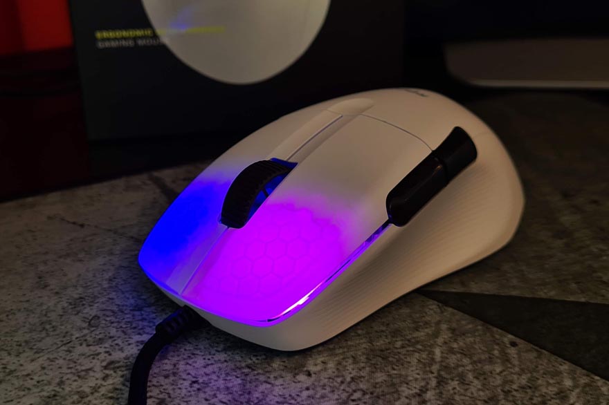 Roccat Kone Pro White Gaming Mouse Review