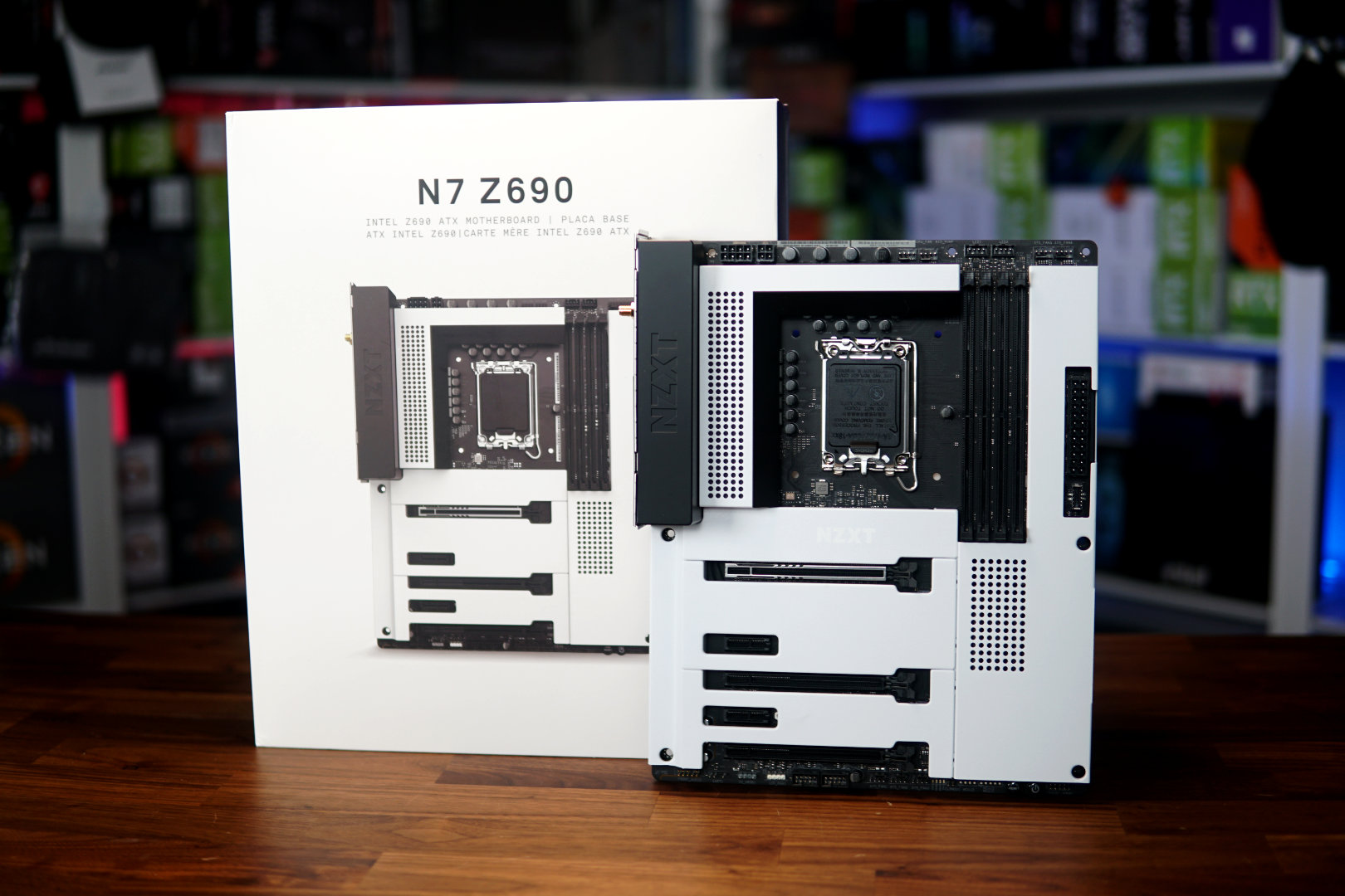 NZXT N7 Z690 Motherboard Review - eTeknix
